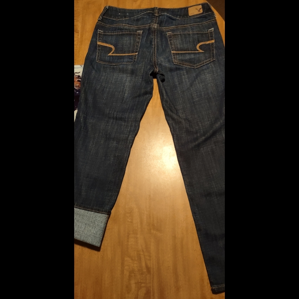 America Eagle Artist Crop jeans